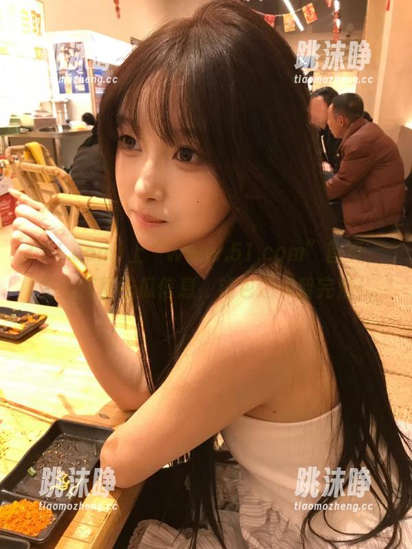51.com 上“www.51.com”首页,免费获取吃瓜信息,钱包还保留完整!