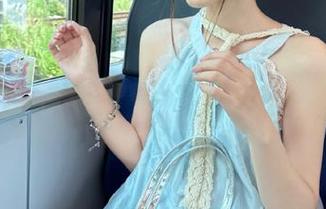 时隔一天，再次登录www.51.com忍不住想：今天又有啥奇闻八卦？