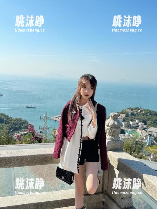 51fun 每回下载51fun,我的心情从‘正常’到‘名侦探’的华丽转身,哈哈!