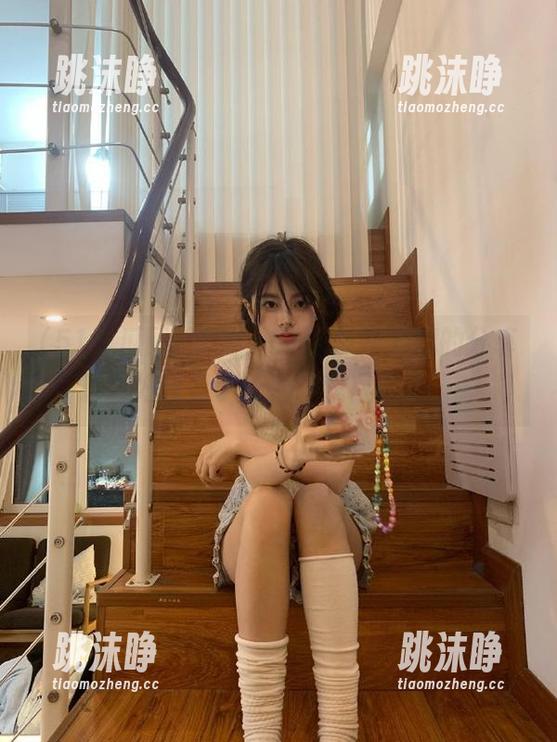 51吃瓜网 话说,51吃瓜网下载的分享链接好像错了,别让我白等了……
