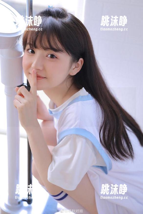 911吃瓜 “911吃瓜”app好多人都在种草,看着看着我也想从旁边来个插科打诨的…