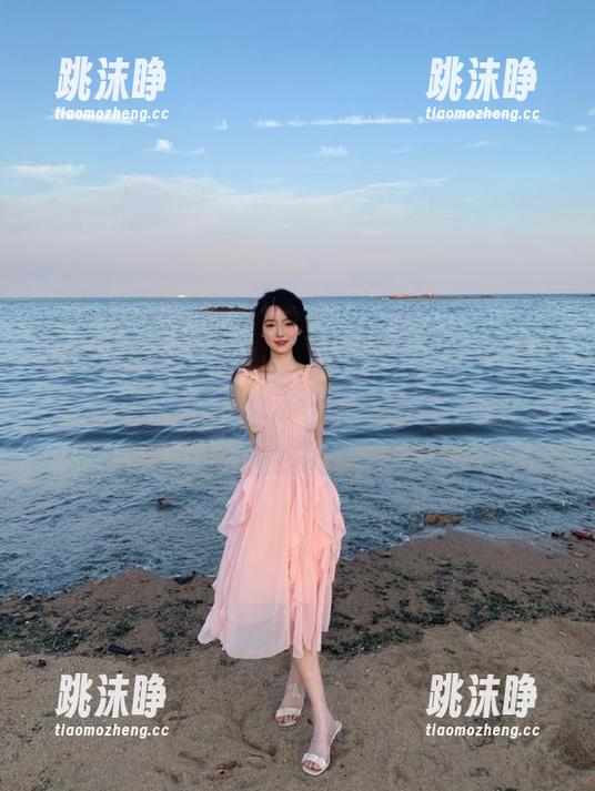 91i吃瓜 我才不在乎这些绯闻是假的还是自己的想象,91i吃瓜官网就能让我愉快吃瓜!