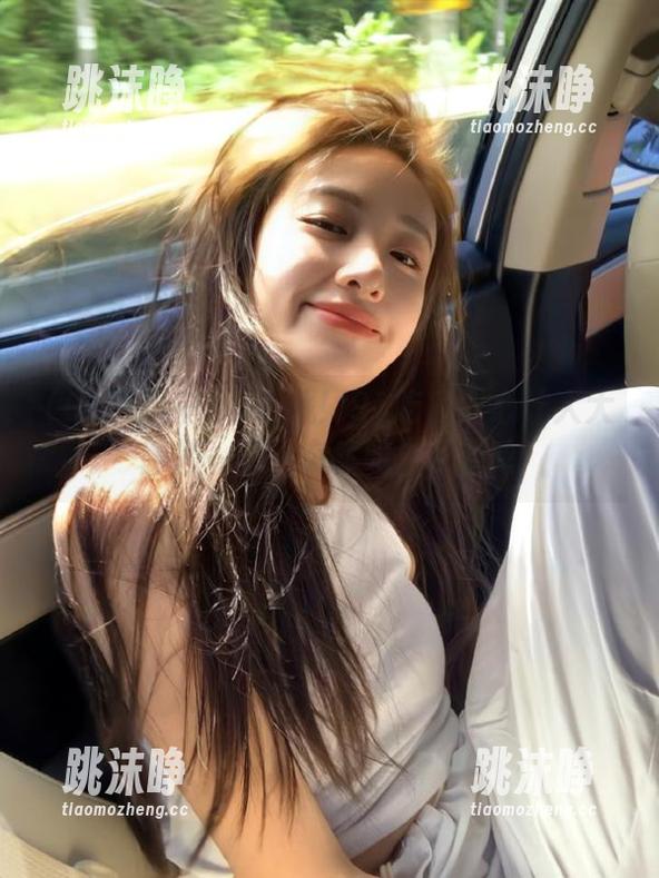 91吃瓜中心 收藏!91吃瓜中心让人大脑转一圈,突然明白了点啥