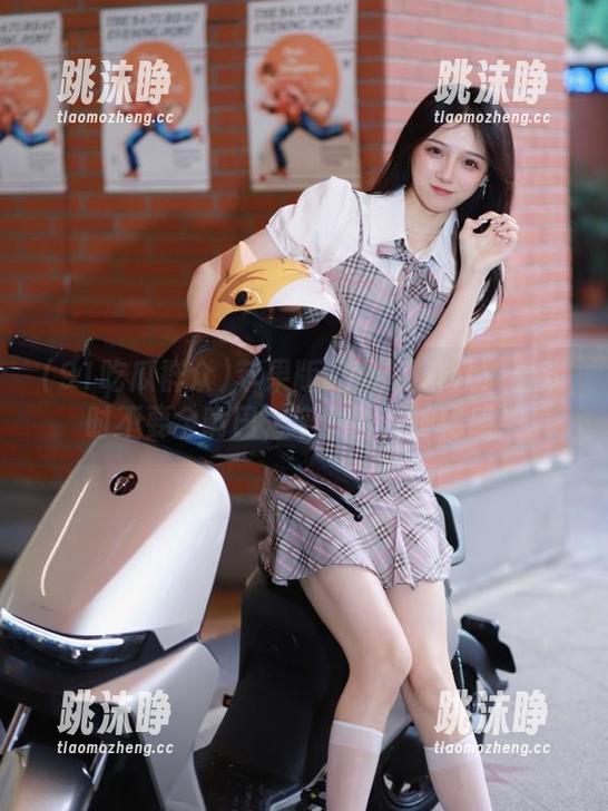 91吃瓜群众 苹果版91吃瓜群众:看戏时不要全嘴巴,毕竟留点神秘感!