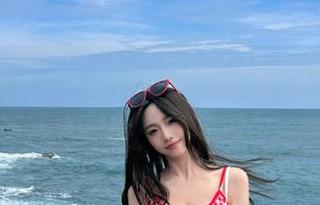 从“cgw”官网获取最新八卦，真是个让人流连忘返的地方，哈哈…