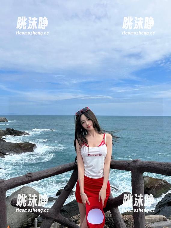 从“cgw”官网获取最新八卦，真是个让人流连忘返的地方，哈哈...