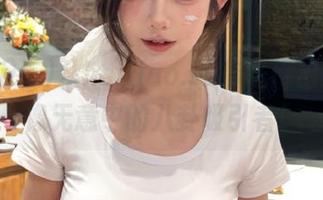 从heiliao.su传送门出来，更像无意中的八卦吸引者！