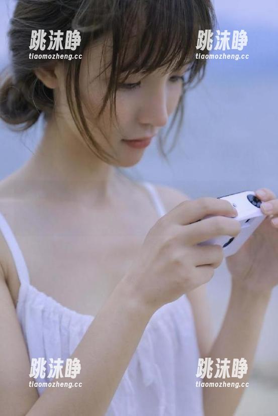 www.51 分享个故事,感觉在www.51cg00混日子的人都疯了。