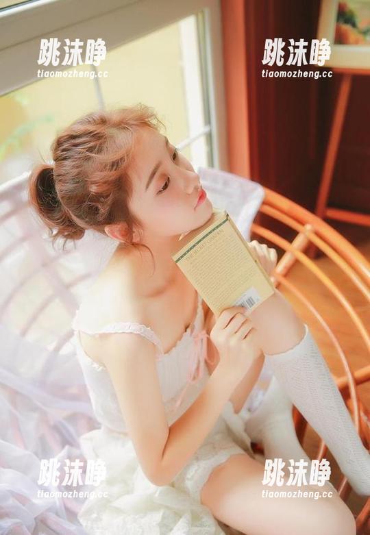 zztt 一本正经吃瓜不如链接到“zztt11”,豹纹裤还是你最骚!
