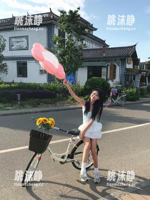 五一吃瓜网 又是五一吃瓜网app的一天,今天的瓜好像有点微妙哦…