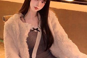 “五一吃瓜群众”网页：让你的眼睛在碎片中跳舞，这里不是游戏，是生活的真实派对！