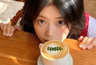 今日吃瓜51直达：军训热舞，那是青春在摇晃吗？
