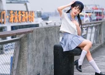 别再磨蹭了，今日吃瓜入口提供最新大瓜，保你窥探到震撼消息的好滋味！