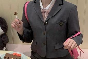今日吃瓜亟需分享，热门大瓜一波接一波，感觉也太刺激了吧！