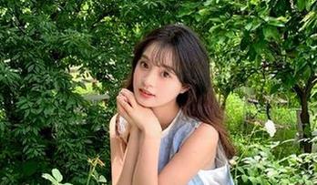 ‘免费吃瓜网’——一边看热闹，一边便捷取上收藏，太爽了！