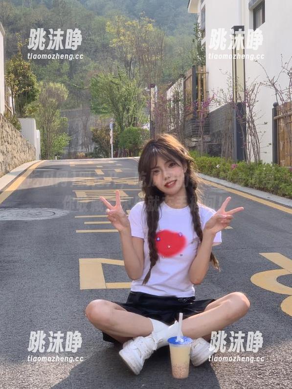 吃瓜网 别走开,吃瓜网的在线观看值得你收藏,快乐就在手指间!