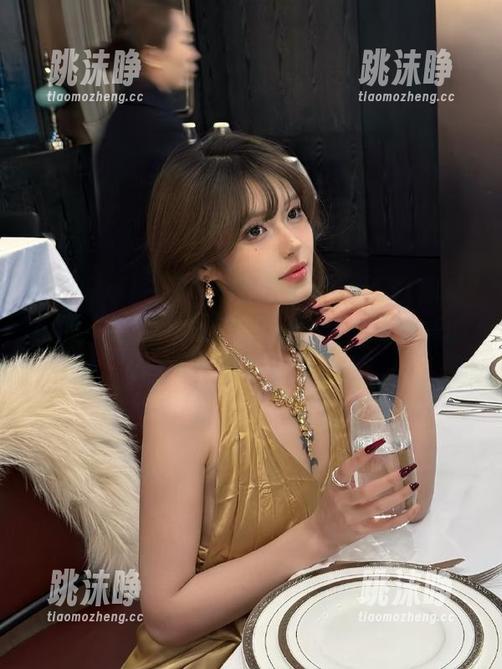 吃瓜网 一不小心点开了www.51吃瓜网的“链接”,从此我走上了放飞自我的吃瓜之旅!