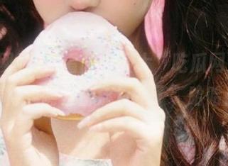 观看国内最大“吃瓜网站”，看得我嘴里都流口水了，哈哈！