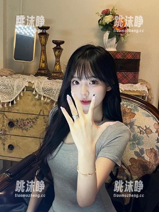 吃瓜论坛 吃瓜论坛:直达惊涛骇浪的情感纠葛,别眨眼