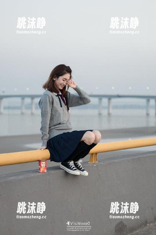吾爱吃瓜 吾爱吃瓜,直达没有标签的吃瓜“吧”,在这里,随心所欲!