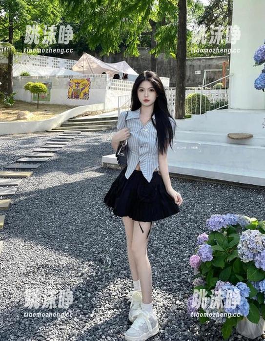 国产吃瓜 更新!国产吃瓜满桌子的八卦,让人吃得不亦乐乎,说了又说根本停不下来!