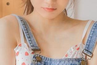 娱乐718车友会，网址里那排队吃瓜的热闹场面！