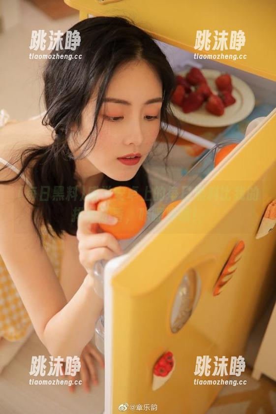感觉安卓上的每日黑料比我的排骨还香，咔嚓咔嚓！