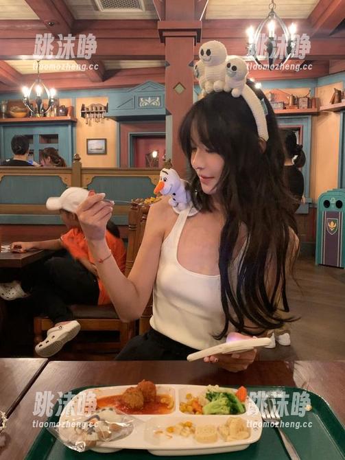 黑料不打烊 黑料不打烊的传送门仿佛在说:“别怕,我会让你永不迷路哦!”
