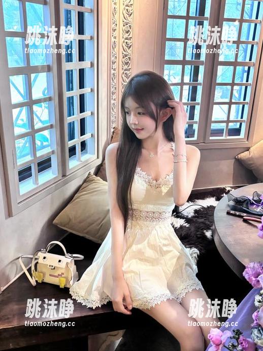 黑料不打烊 别光看别人的黑料!来“黑料不打烊”网页,给自己的八卦加点料吧!
