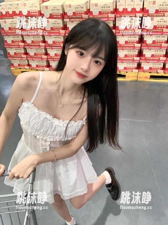 黑料吃瓜 黑料吃瓜官网,网址就像巧妙的谜题,点击就能解锁些不太寻常的知识,嘿嘿