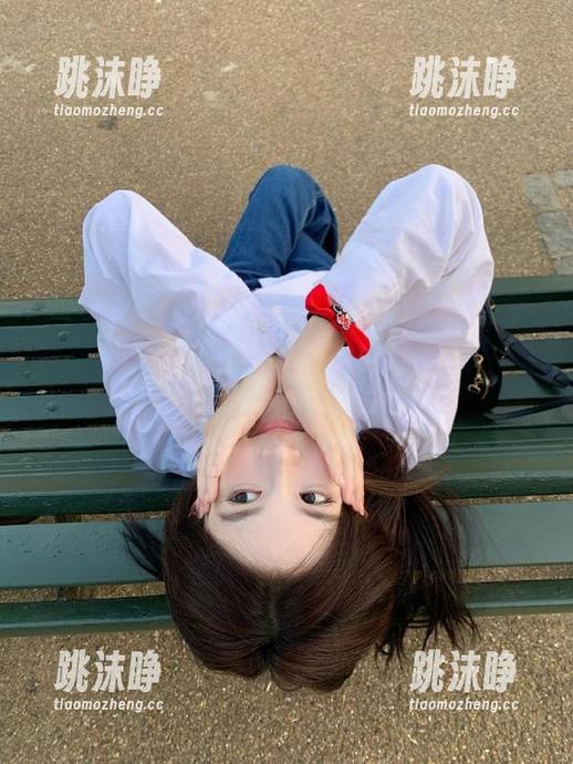 “苹果版”91黑料社：这些瓜会让你眨眼不辍，结果却是一脸懵逼！