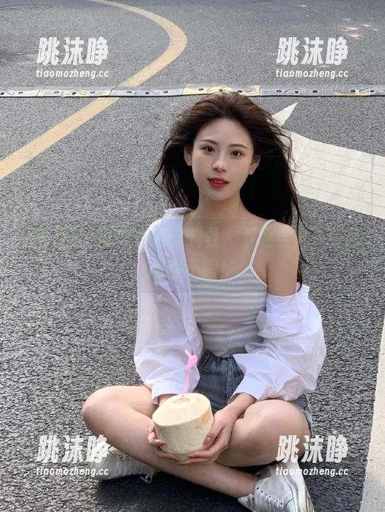 黑料社 网址直达黑料社,下载尝鲜,让你应接不暇!
