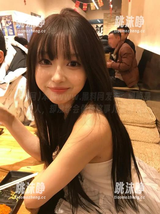 黑料网 本周www.黑料网发布:明明是个手艺人,却没学会做饭这事儿太有戏了。
