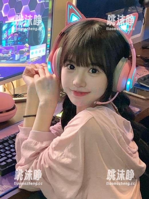 黑料网 “911黑料网”地址,随便扫一扫,总有让你忍俊不禁的黑暗时刻