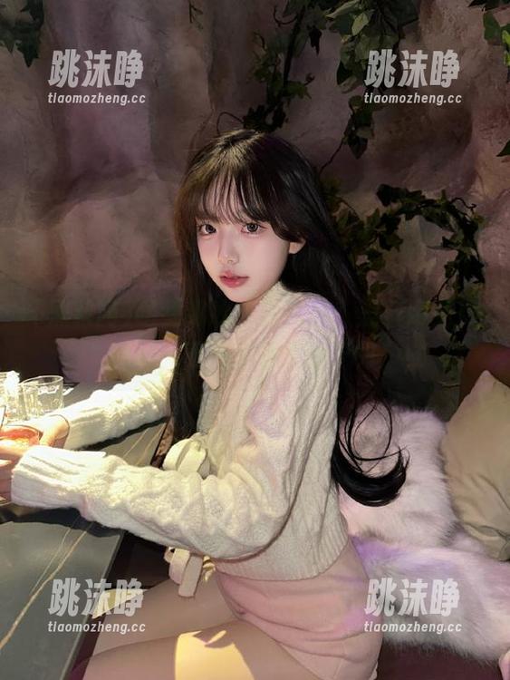 黑料网 吃绵绵冰,赏八卦;黑料网免费爆料,不愁瓜子太过于好!