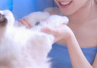只爱黑料网51官网，重点是能边吃边点评，哈哈！