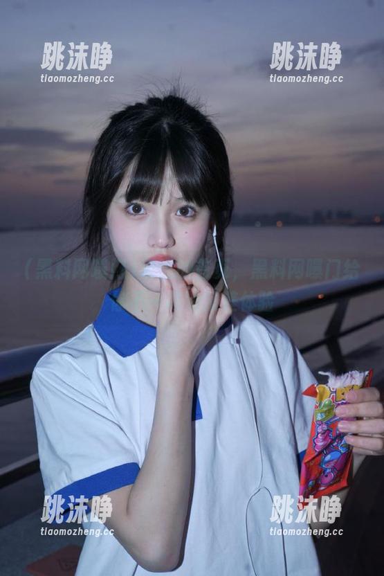 黑料网曝门 繁忙的首页,黑料网曝门给你不一样的反差体验