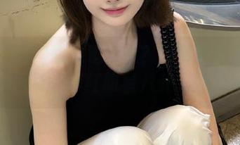 想要追到底？还得常驻黑料网站网页，网红明星八卦无处不在